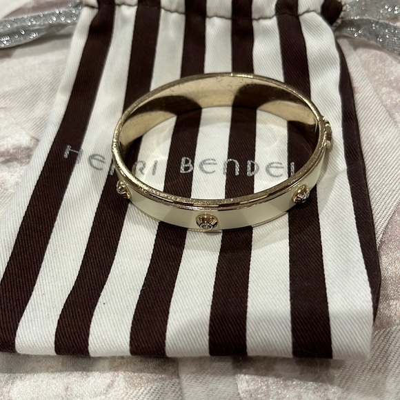 henri bendel Jewelry - Henri Bendel cuff bracelet